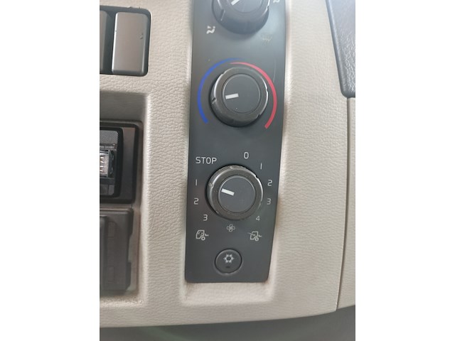 Vuilniswagen, volvo, fe 6x2r met opbouw achterlader geesinknorba gpm iii v 20h25, 2012 - afbeelding 19 van  42