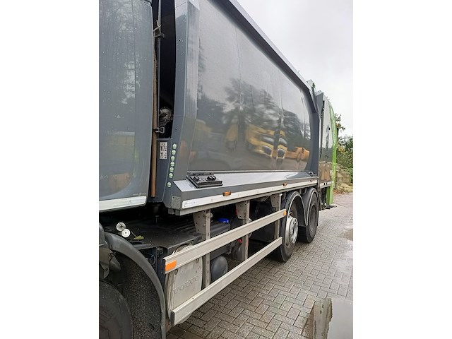 Vuilniswagen, volvo, fe 6x2r met opbouw achterlader geesinknorba gpm iii v 20h25, 2012 - afbeelding 24 van  42