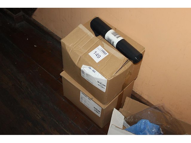 Vuilniszakken in twee dozen circa 30 rollen. - afbeelding 2 van  2