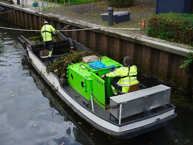 Vuilvisboot / vuilvisvaartuig - afbeelding 3 van  15