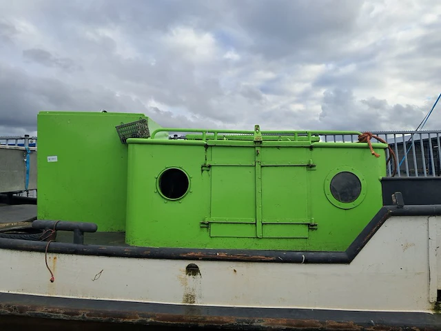 Vuilvisboot / vuilvisvaartuig - afbeelding 12 van  15