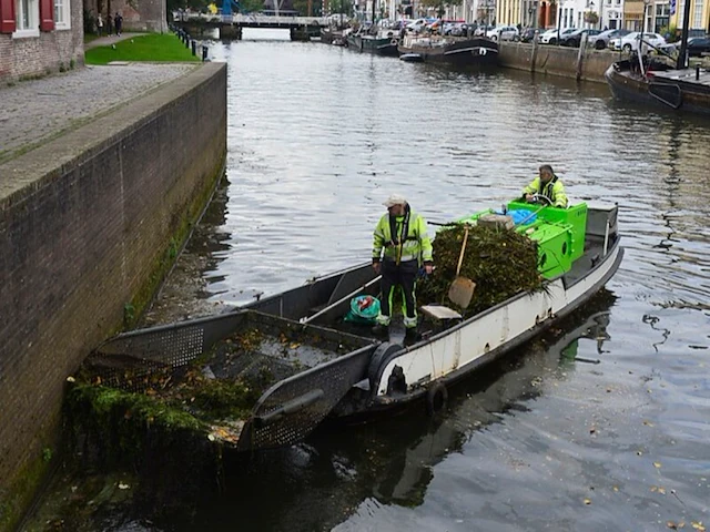 Vuilvisboot / vuilvisvaartuig - afbeelding 14 van  15