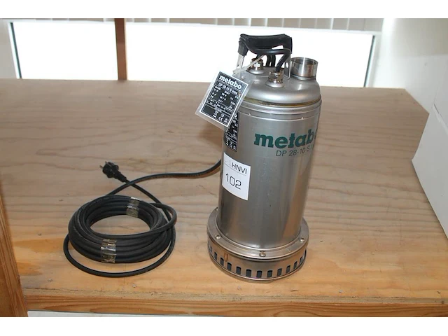 Vuilwaterpomp metabo dp 28-10 s inox met maximale opvoerhoogte 17 m en vermogen 23 m3 per uur. - afbeelding 1 van  2