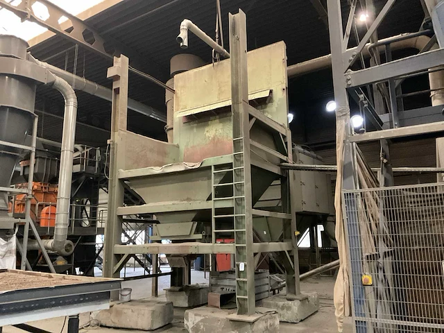 Vulbunker met trilgoot - afbeelding 2 van  3