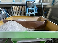 Vulkopper en vultrechter - afbeelding 6 van  18