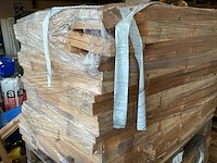 Vuren - 300 x 195 x 25 mm - geschaafde planken - afbeelding 2 van  3