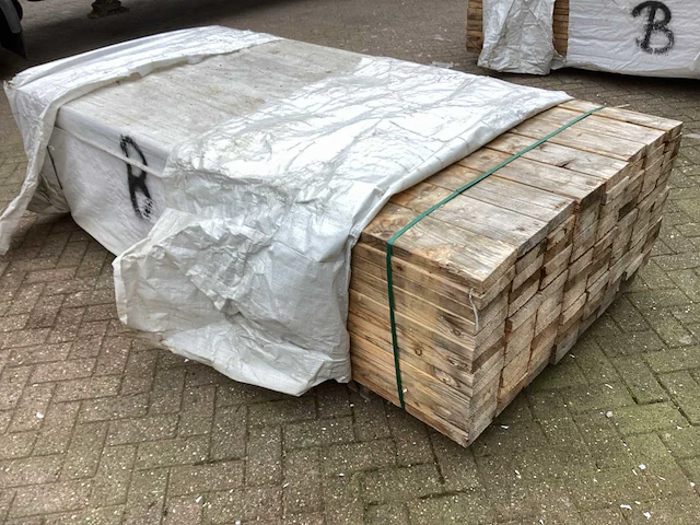 Vuren 140x37 mm planken (125x) - afbeelding 2 van  6