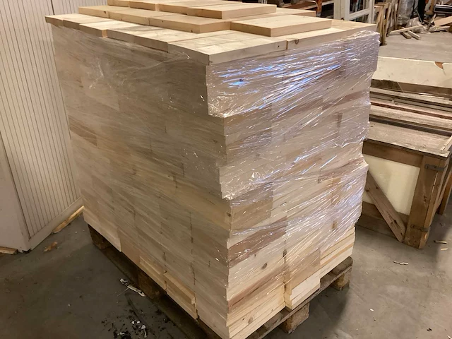 Vuren 300x195x25 mm geschaafde planken - afbeelding 1 van  4
