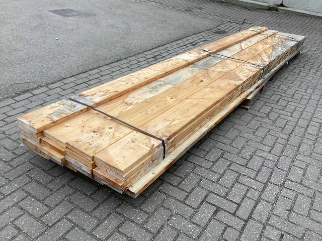 Vuren 335x37 mm planken (20x) - afbeelding 1 van  6