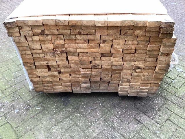 Vuren 90x38 mm balkjes (245x) - afbeelding 5 van  6