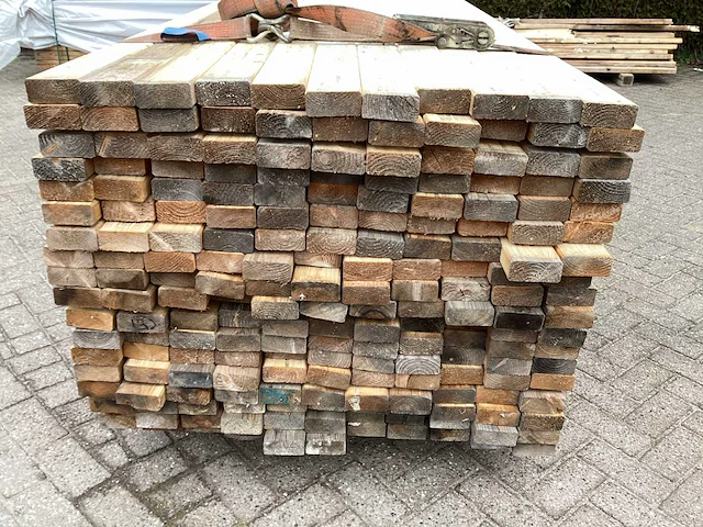 Vuren 90x38 mm planken (180x) - afbeelding 5 van  5