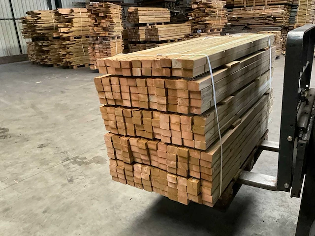 Vuren balk 150x6,5x4,5 cm (190x) - afbeelding 7 van  8