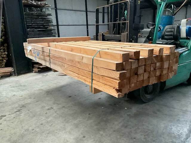 Vuren balk 300x10x8 cm (55x) - afbeelding 1 van  7
