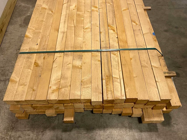 Vuren balk 400x6,7x6,7 cm (46x) - afbeelding 4 van  7