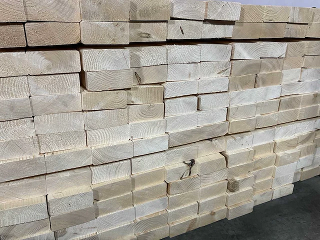 Vuren balk 540x9x3,7 cm (34x) - afbeelding 4 van  6