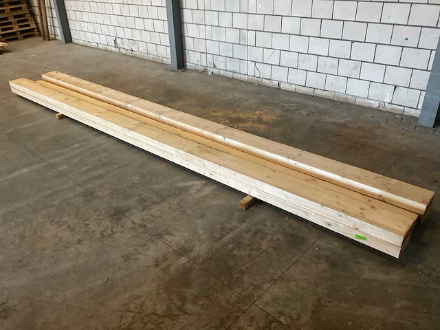 Vuren balk 660x27.5x10 cm (5x) - afbeelding 1 van  7