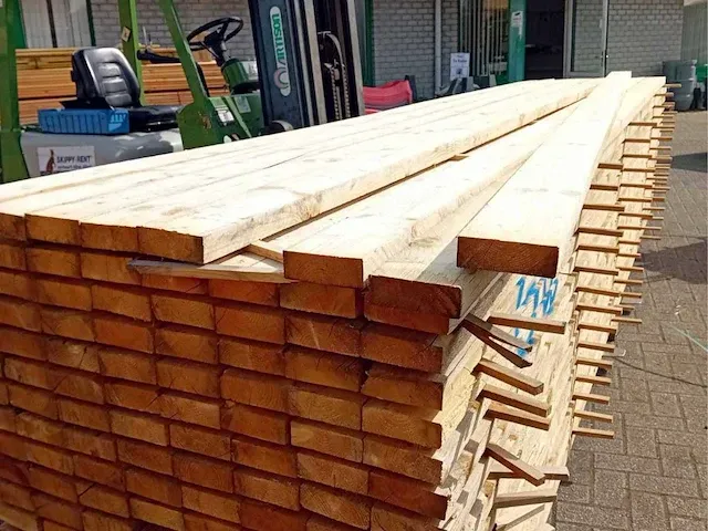 Vuren balk fijnbezaagd 500x13x4 cm (20x) - afbeelding 2 van  3