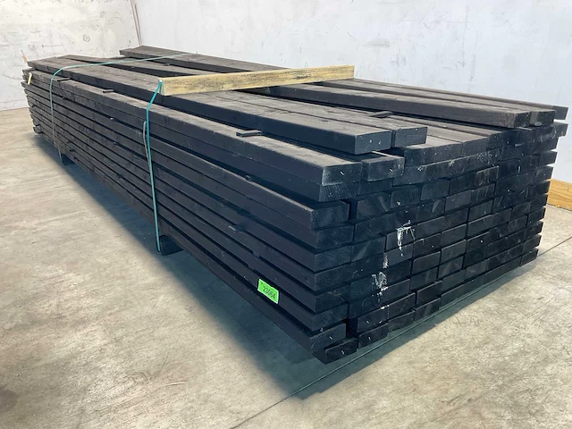 Vuren balk geschaafd zwart 400x12x4,5 cm (50x) - afbeelding 4 van  6