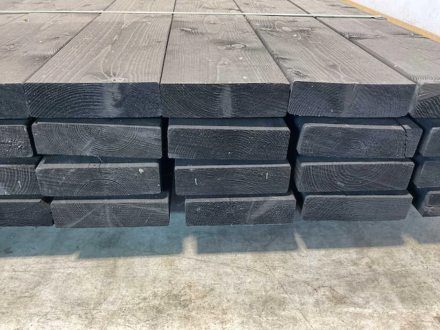 Vuren balk geschaafd zwart 400x16x4,5 cm (54x) - afbeelding 5 van  6