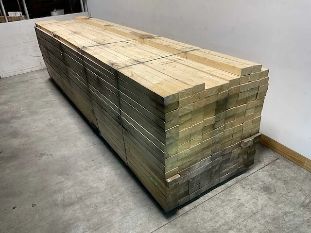 Vuren balk ruw - 480x12,5x6,3 cm (20x) - afbeelding 1 van  7