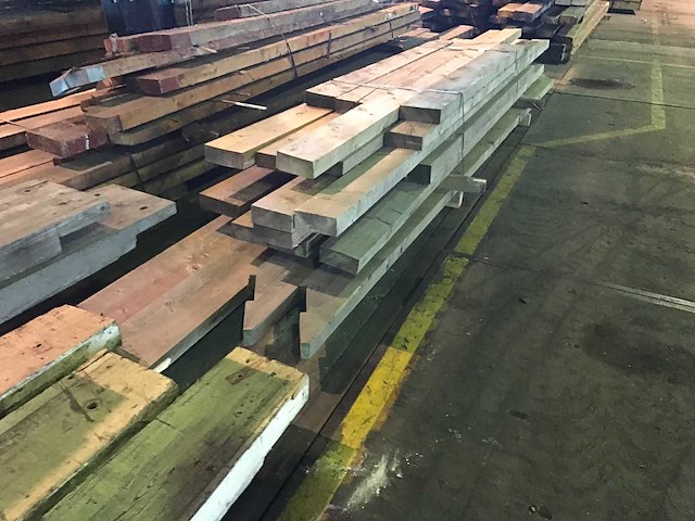 Vuren balken (20x) - afbeelding 3 van  4