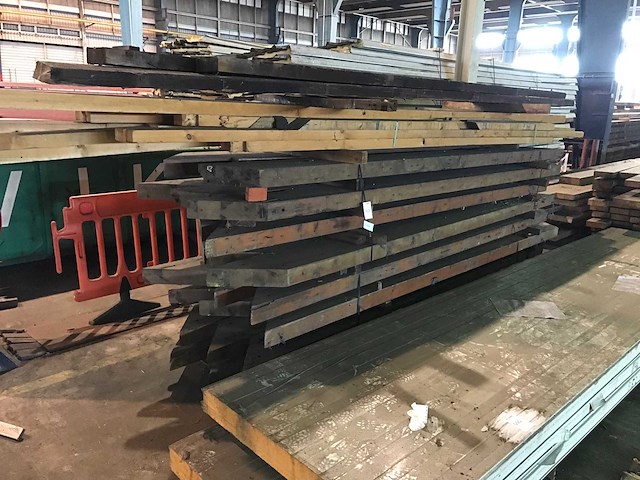 Vuren balken (44x) - afbeelding 2 van  4