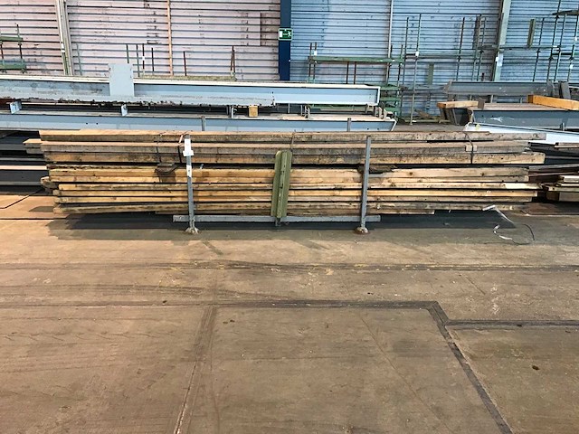 Vuren balken (48x) - afbeelding 1 van  4