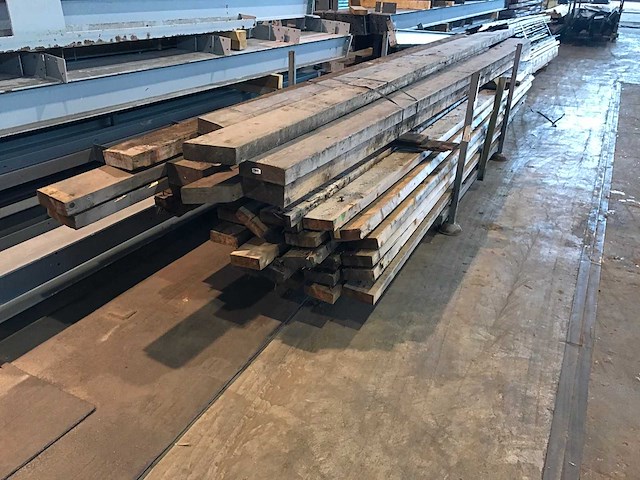 Vuren balken (48x) - afbeelding 3 van  4