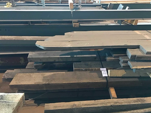 Vuren balken en planken (36x) - afbeelding 1 van  5