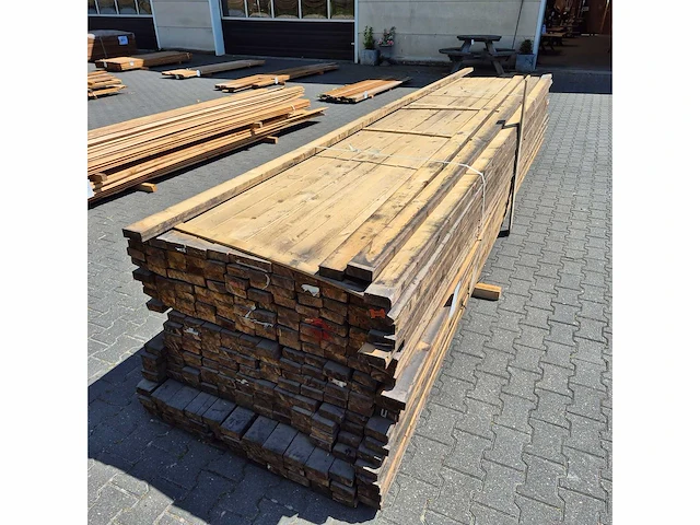 Vuren balken sls (4500-5200x89x36mm) (220x) - afbeelding 1 van  5