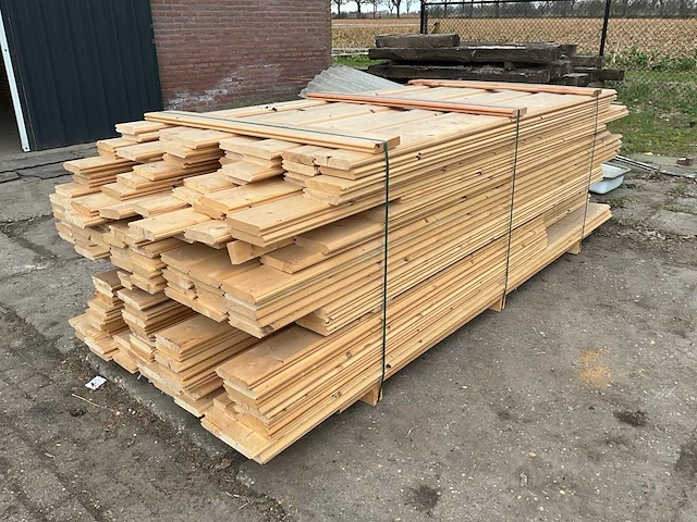 Vuren blokhutprofielen 13,5x2,8, diverse lengtes (210x) - afbeelding 6 van  7