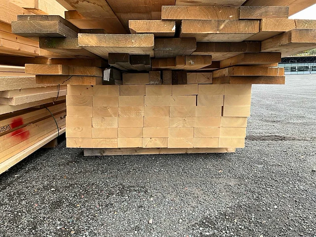 Vuren bouwhout ruw en geschaafd +/-7m3 - afbeelding 3 van  16
