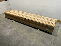 Vuren lat 420x3x2 cm (601x) - afbeelding 1 van  5
