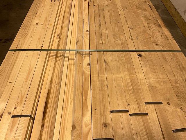 Vuren lat geschaafd 420x4,2x2 cm (350x) - afbeelding 4 van  7