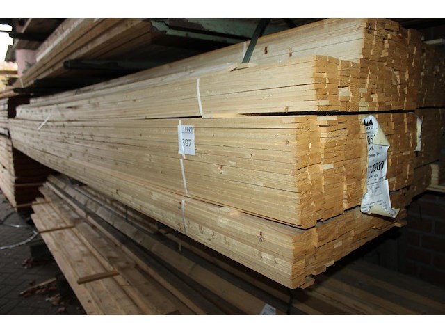 Vuren latten 9,5x36x3900mm op schap. ca. 1250 stuks. - afbeelding 3 van  3