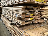 Vuren messing en groef plank - afbeelding 1 van  3