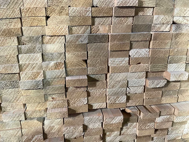 Vuren panlat 390x4,5x1,8 cm (200x) - afbeelding 4 van  6