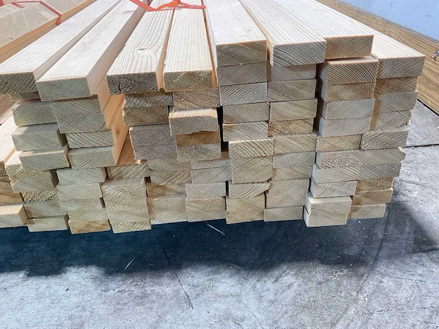 Vuren panlat geschaafd 450x4,5x2 cm (179x) - afbeelding 6 van  7