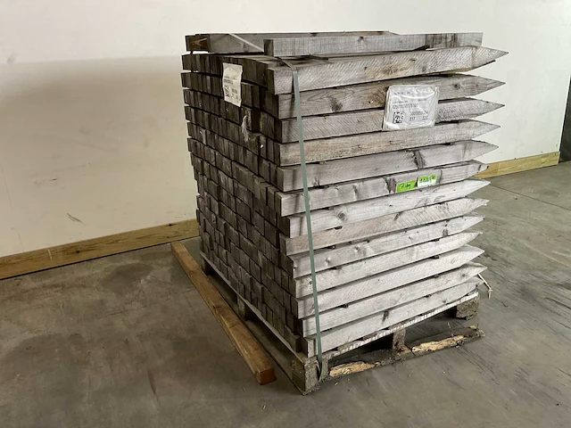 Vuren piketpaal gepunt 100x7,5x5 cm (308x) - afbeelding 3 van  6