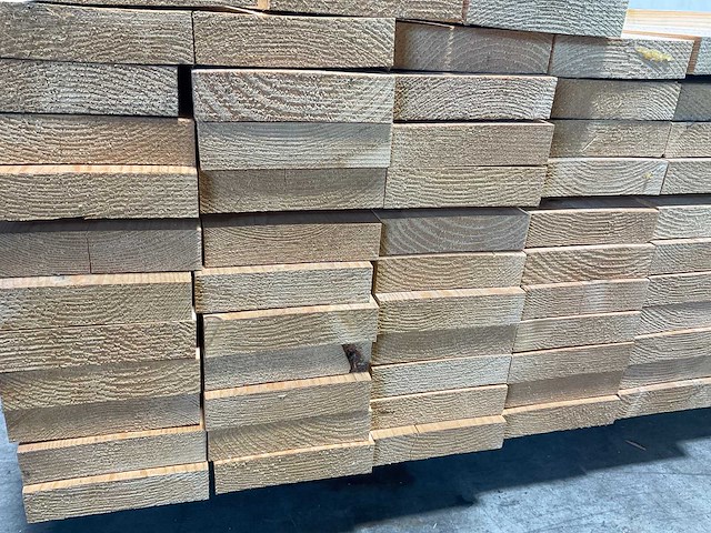 Vuren plank 300x12,5x3,2 cm (100x) - afbeelding 4 van  6