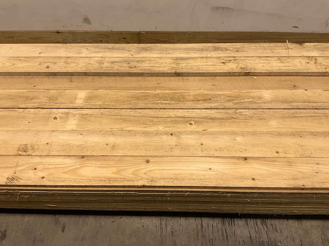 Vuren plank 330x13,5x2,2 cm (76x) - afbeelding 4 van  6