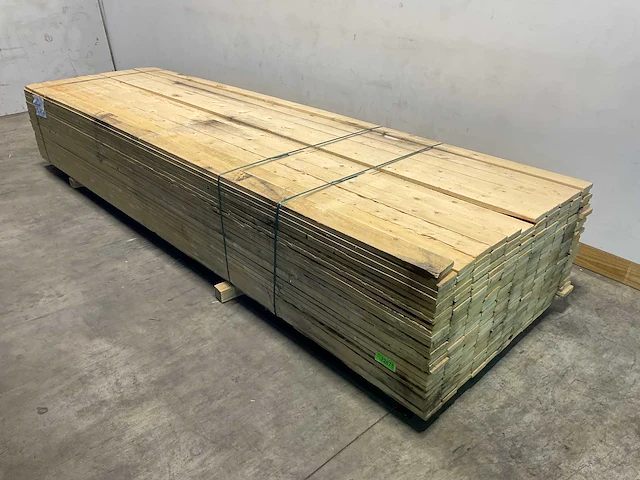 Vuren plank 390x10x2,2 cm (137x) - afbeelding 1 van  7