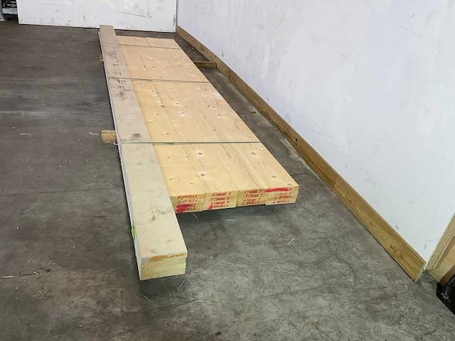 Vuren plank diverse afmetingen (20x) - afbeelding 2 van  5