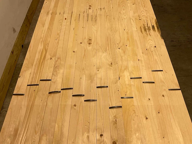 Vuren plank geschaafd 420x4,2x2,5 cm (210x) - afbeelding 3 van  6