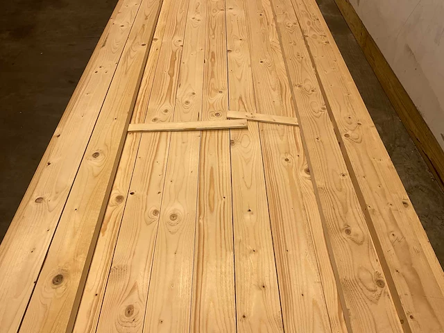 Vuren plank geschaafd 540x10x3 cm (100x) - afbeelding 4 van  7
