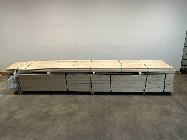 Vuren plank geschaafd met mes- en groef 450x17x1,8 cm (100x) - afbeelding 2 van  7