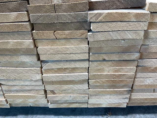 Vuren plank ruw 420x17,5x2,5 cm (50x) - afbeelding 6 van  7