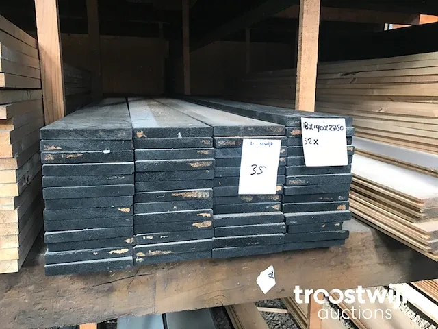 Vuren plank zwart thermisch behandeld - afbeelding 1 van  2