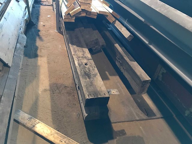 Vuren planken en balken (30x) - afbeelding 3 van  3