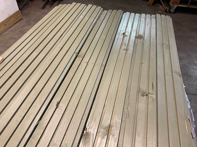 Vuren rhombusprofielplank triple 400x14,5x2,2 cm (51x) - afbeelding 4 van  7